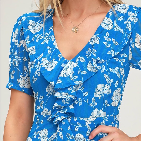 Lulus’ Blue Floral Dress - Picture 3 of 4